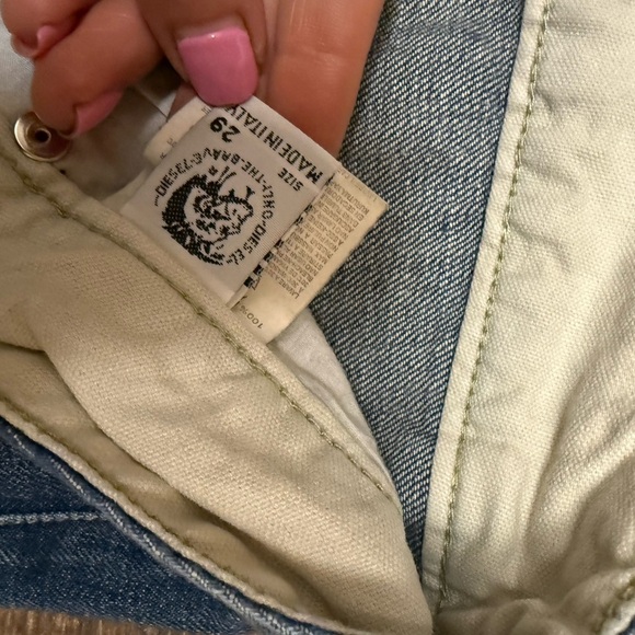 Diesel size 29 capri lengh EUC Blue Flare Wide Leg Jeans with Authentic Fading - Picture 5 of 12